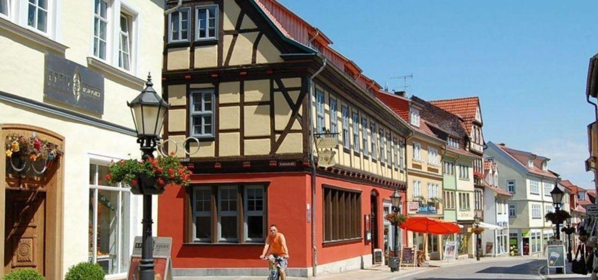 Muehlhaeuser Hof Und Stadtmauer Mühlhausen Kültér fotó